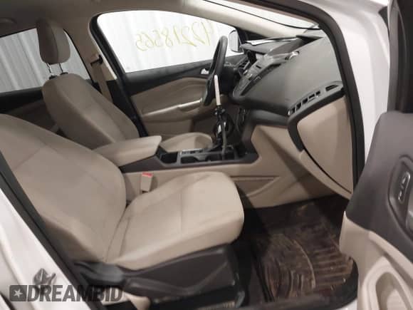 2018 Ford Escape SE z VIN 1FMCU9GD6JUC77191, wystawiony jako IAAI lot #42298565 z przebiegiem 68 806 mil mil oraz . Historia ofert i sprzedaży dostępna na DreamBid. Obrazek 5.