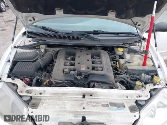 1999 Dodge Intrepid ES with VIN 2B3HD56J9XH741808, listed as a IAAI auction lot 42240983 with 160,521 mi miles and . Bid and sale history available at DreamBid. Image 10.