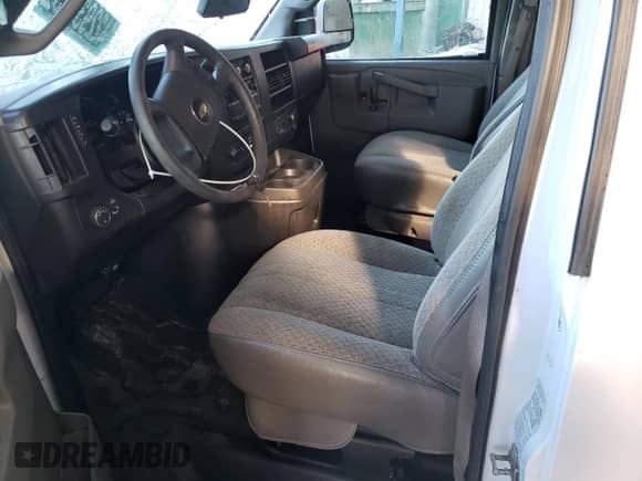 2022 Chevrolet Express Passenger LS с VIN 1GAZGNFP1N1278436, выставлен на аукционе Copart как лот 42293525 с пробегом 32 806 миль миль и Списание • Salvage title. История ставок и продаж доступна на DreamBid. Изображение 7.
