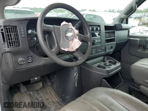 2020 Chevrolet Express Cargo with VIN 1GCZGGFG9L1177144, listed as a Copart auction lot 86586745 with Not provided miles and Salvage title. Bid and sale history available at DreamBid. Image 8.