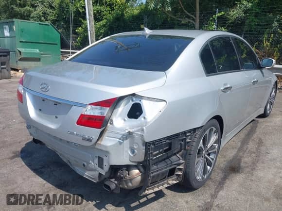 2013 Hyundai Genesis R-Spec z VIN KMHGC4DH9DU245628, wystawiony jako IAAI lot #42611248 z przebiegiem 110 373 mil mil oraz . Historia ofert i sprzedaży dostępna na DreamBid. Obrazek 4.