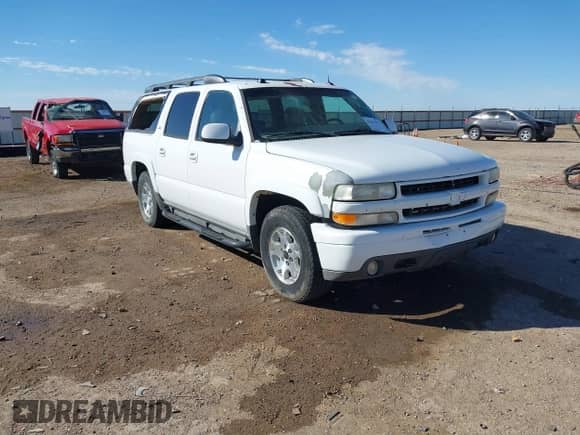 2005 Chevrolet Suburban LT z VIN 3GNEC16Z95G288863, wystawiony jako IAAI lot #41653675 z przebiegiem 309 977 mil mil oraz . Historia ofert i sprzedaży dostępna na DreamBid. Obrazek 1.