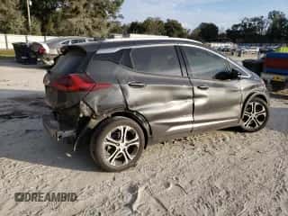 2017 Chevrolet Bolt EV Premier с VIN 1G1FX6S01H4165218, выставлен на аукционе Copart как лот 37779943 с пробегом 85 437 миль миль и . История ставок и продаж доступна на DreamBid. Изображение 3.