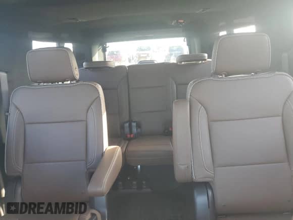 2023 Chevrolet Suburban High Country с VIN 1GNSCGKL8PR171527, выставлен на аукционе Copart как лот 76249274 с пробегом Не указан миль и Списание • Salvage title. История ставок и продаж доступна на DreamBid. Изображение 10.
