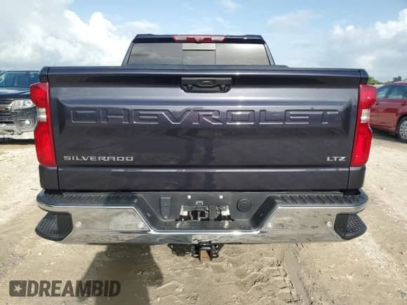 2024 Chevrolet Silverado 1500 z VIN 3GCPAEE86RG288574, wystawiony jako Copart lot #63547245 z przebiegiem 26 929 mil mil oraz Szkoda całkowita • Salvage title. Historia ofert i sprzedaży dostępna na DreamBid. Obrazek 6.