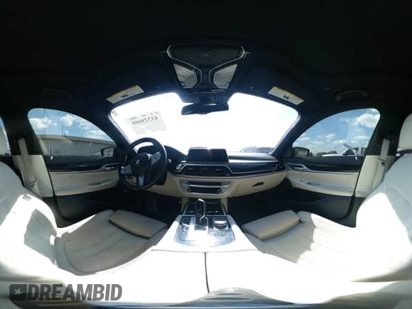 2020 BMW 7 Series 740i z VIN WBA7T2C09LCD15654, wystawiony jako IAAI lot #43329608 z przebiegiem 66 514 mil mil oraz . Historia ofert i sprzedaży dostępna na DreamBid. Obrazek 19.