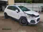 2022 Chevrolet Trax LT with VIN KL7CJPSM2NB556886, listed as a Copart auction lot 82160975 with 60,790 mi miles and Clean title. Bid and sale history available at DreamBid. Image 4.