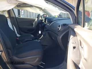 2016 Chevrolet Trax LS с VIN 3GNCJKSB2GL255631, выставлен на аукционе IAAI как лот 43331626 с пробегом 57 847 миль миль и . История ставок и продаж доступна на DreamBid. Изображение 5.