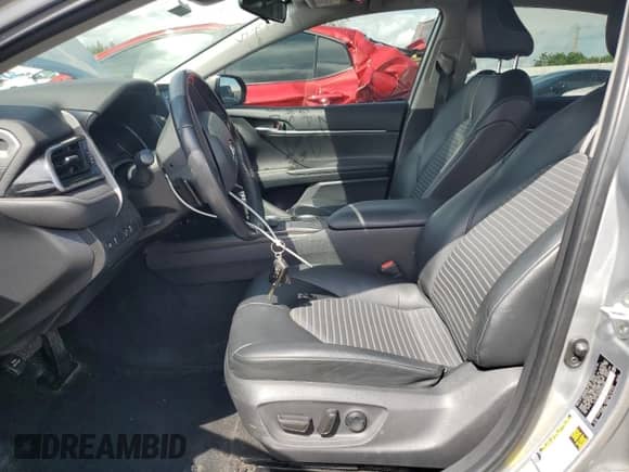 2021 Toyota Camry SE Nightshade with VIN 4T1G11AK5MU530198, listed as a Copart auction lot 85170765 with 70,293 mi miles and Non repairable. Bid and sale history available at DreamBid. Image 7.