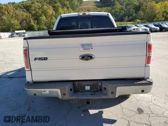 2011 Ford F-150 Lariat с VIN 1FTFW1ET7BFD06856, выставлен на аукционе Copart как лот 85178515 с пробегом 105 901 миль миль и Списание • Salvage title. История ставок и продаж доступна на DreamBid. Изображение 6.