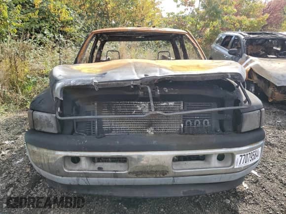 1995 Dodge 3500 с VIN 3B7MC33C8SM134142, выставлен на аукционе Copart как лот 77079584 с пробегом Не указан миль и Списание • Salvage title. История ставок и продаж доступна на DreamBid. Изображение 5.