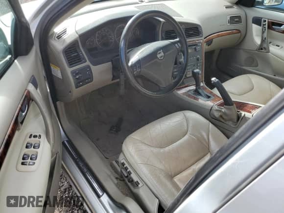 2005 Volvo S60 с VIN YV1RH592X52456708, выставлен на аукционе Copart как лот 87017175 с пробегом Не указан миль и Списание • Salvage title. История ставок и продаж доступна на DreamBid. Изображение 8.