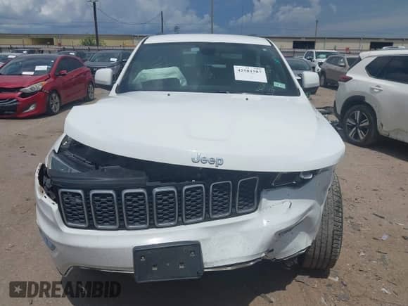 2018 Jeep Grand Cherokee Laredo z VIN 1C4RJEAG8JC513624, wystawiony jako IAAI lot #42581587 z przebiegiem 89 216 mil mil oraz . Historia ofert i sprzedaży dostępna na DreamBid. Obrazek 12.
