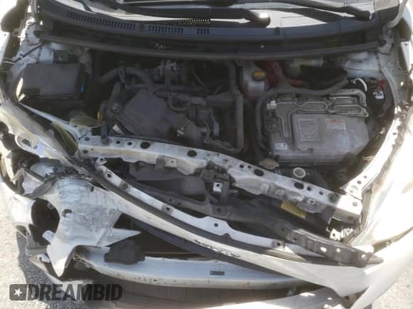 2014 Toyota Prius Two z VIN JTDKDTB37E1079514, wystawiony jako Copart lot #65026745 z przebiegiem 184 310 mil mil oraz Szkoda całkowita • Salvage title. Historia ofert i sprzedaży dostępna na DreamBid. Obrazek 11.