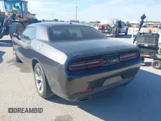 2015 Dodge Challenger SXT с VIN 2C3CDZAG2FH885117, выставлен на аукционе IAAI как лот 43385083 с пробегом 170 554 миль миль и . История ставок и продаж доступна на DreamBid. Изображение 3.
