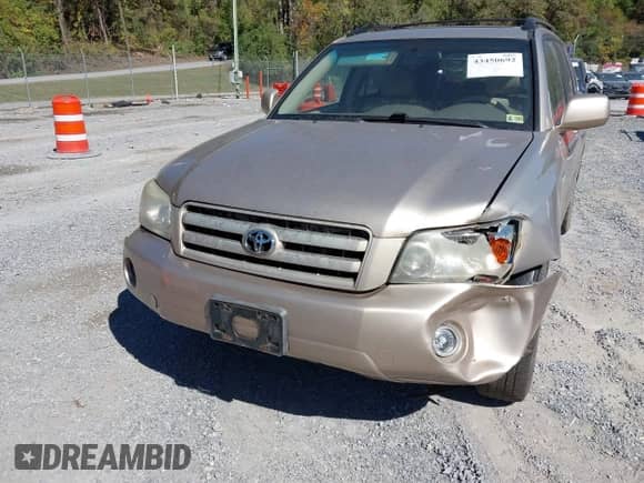 2004 Toyota Highlander с VIN JTEEP21A240002533, выставлен на аукционе IAAI как лот 43450692 с пробегом 185 125 миль миль и . История ставок и продаж доступна на DreamBid. Изображение 6.