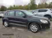 2011 Volkswagen Tiguan S с VIN WVGBV7AX6BW512565, выставлен на аукционе Copart как лот 81817415 с пробегом 156 031 миль миль и Чистый • Clean title. История ставок и продаж доступна на DreamBid. Изображение 4.