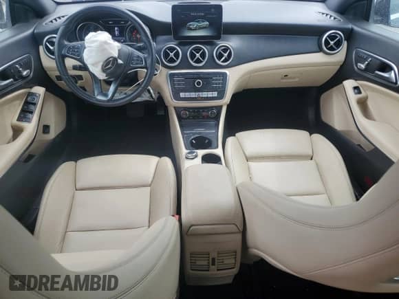 2019 Mercedes-Benz CLA 250 с VIN WDDSJ4EB3KN767716, выставлен на аукционе Copart как лот 70911655 с пробегом 70 785 миль миль и Списание • Salvage title. История ставок и продаж доступна на DreamBid. Изображение 8.