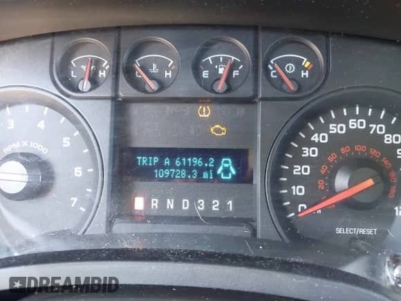 2010 Ford F-150 XL z VIN 1FTEX1E84AFD28770, wystawiony jako IAAI lot #43320606 z przebiegiem 109 728 mil mil oraz . Historia ofert i sprzedaży dostępna na DreamBid. Obrazek 15.