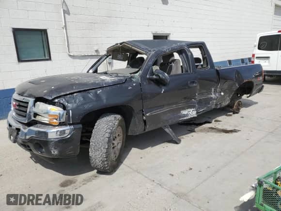 2005 GMC Sierra 1500 SLE с VIN 1GTEK19Z25Z210691, выставлен на аукционе Copart как лот 66387295 с пробегом Не указан миль и Списание • Salvage title. История ставок и продаж доступна на DreamBid. Изображение 1.
