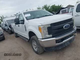 2017 Ford F-250 Lariat с VIN 1FT7W2B61HEE31617, выставлен на аукционе IAAI как лот 42782785 с пробегом 239 111 миль миль и . История ставок и продаж доступна на DreamBid. Изображение 1.