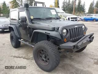 2008 Jeep Wrangler X z VIN 1J4FA24188L598610, wystawiony jako IAAI lot #43572604 z przebiegiem 137 670 mil mil oraz . Historia ofert i sprzedaży dostępna na DreamBid. Obrazek 1.