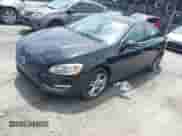 2015 Volvo S60 T5 Premier с VIN YV1612TK4F1353628, выставлен на аукционе IAAI как лот 42437664 с пробегом 184 076 миль миль и . История ставок и продаж доступна на DreamBid. Изображение 2.