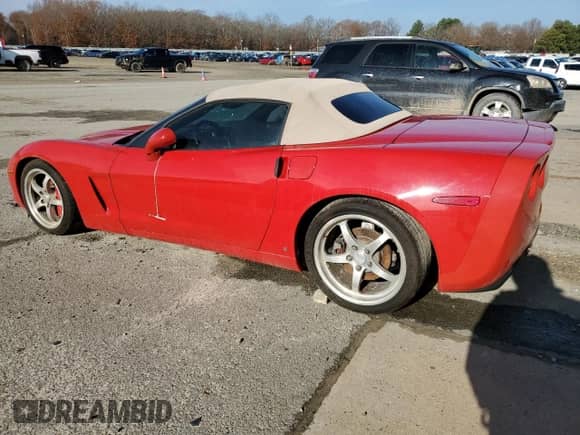 2006 Chevrolet Corvette с VIN 1G1YY36U965123288, выставлен на аукционе Copart как лот 86005954 с пробегом Не указан миль и Списание • Salvage title. История ставок и продаж доступна на DreamBid. Изображение 2.