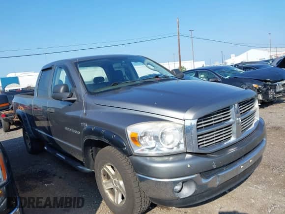 2007 Dodge 1500 SLT with VIN 1D7HU18287J558465, listed as a IAAI auction lot 42839883 with 203,171 mi miles and . Bid and sale history available at DreamBid. Image 1.