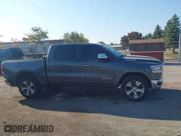 2020 Ram 1500 Laramie с VIN 1C6SRFJT9LN243234, выставлен на аукционе IAAI как лот 43207504 с пробегом 108 568 миль миль и . История ставок и продаж доступна на DreamBid. Изображение 13.