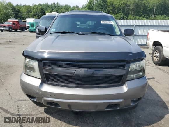 2008 Chevrolet Tahoe 1LT z VIN 1GNFK13038J118028, wystawiony jako Copart lot #64286585 z przebiegiem 236 500 mil mil oraz Nie do naprawy • Non repairable. Historia ofert i sprzedaży dostępna na DreamBid. Obrazek 5.