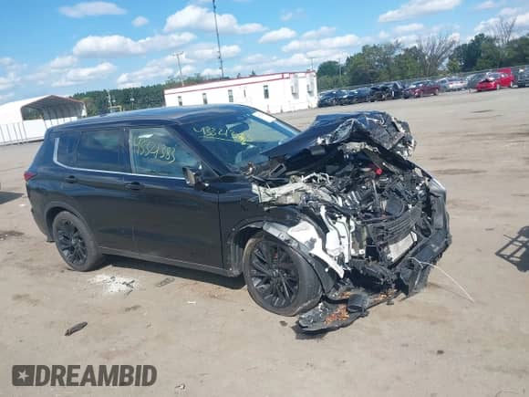2023 Mitsubishi Outlander SEL z VIN JA4J4VA86PZ017931, wystawiony jako IAAI lot #43321383 z przebiegiem 58 394 mil mil oraz . Historia ofert i sprzedaży dostępna na DreamBid. Obrazek 1.