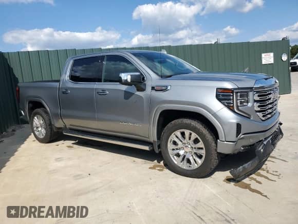 2024 GMC Sierra 1500 Denali z VIN 3GTUUGEL5RG282968, wystawiony jako Copart lot #80407365 z przebiegiem 3 707 mil mil oraz Czysty tytuł • Clean title. Historia ofert i sprzedaży dostępna na DreamBid. Obrazek 4.