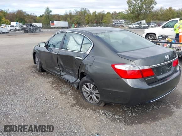 2014 Honda Accord LX с VIN 1HGCR2F31EA056998, выставлен на аукционе IAAI как лот 43445494 с пробегом 332 796 миль миль и . История ставок и продаж доступна на DreamBid. Изображение 3.