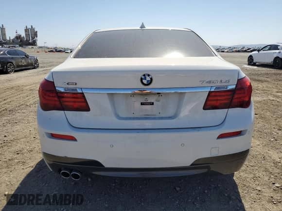 2015 BMW 7 Series with VIN WBAYG6C59FD383685, listed as a Copart auction lot 72630224 with 157,780 mi miles and Salvage title. Bid and sale history available at DreamBid. Image 6.