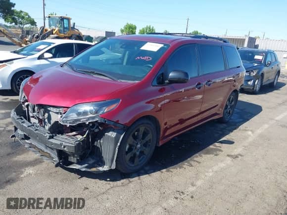 2020 Toyota Sienna SE z VIN 5TDXZ3DC8LS053685, wystawiony jako IAAI lot #42304380 z przebiegiem 40 812 mil mil oraz . Historia ofert i sprzedaży dostępna na DreamBid. Obrazek 21.