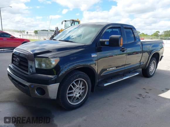 2007 Toyota Tundra SR5 с VIN 5TFRV54197X015039, выставлен на аукционе IAAI как лот 43473315 с пробегом 136 368 миль миль и . История ставок и продаж доступна на DreamBid. Изображение 2.