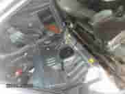 2017 Hyundai Veloster z VIN KMHTC6AD9HU323326, wystawiony jako IAAI lot #43316568 z przebiegiem 53 475 mil mil oraz . Historia ofert i sprzedaży dostępna na DreamBid. Obrazek 8.