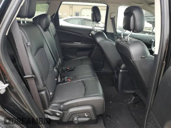 2015 Dodge Journey Crossroad z VIN 3C4PDCGGXFT565505, wystawiony jako Copart lot #61069555 z przebiegiem 150 785 mil mil oraz Szkoda całkowita • Salvage title. Historia ofert i sprzedaży dostępna na DreamBid. Obrazek 10.