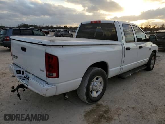 2003 Dodge 2500 ST with VIN 3D7KA28D23G811801, listed as a Copart auction lot 44630385 with 85,363 mi miles and Salvage title. Bid and sale history available at DreamBid. Image 3.