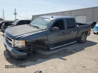 2011 Chevrolet Silverado 1500 LS z VIN 3GCPKREA0BG256054, wystawiony jako Copart lot #57481145 z przebiegiem Nie podano mil oraz Szkoda całkowita • Salvage title. Historia ofert i sprzedaży dostępna na DreamBid. Obrazek 1.