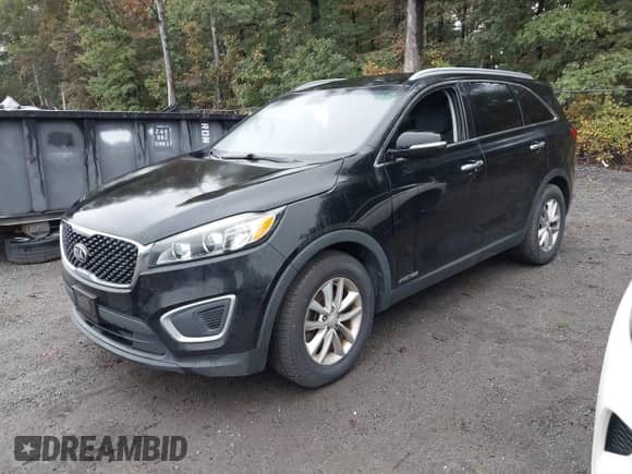 2017 Kia Sorento LX with VIN 5XYPGDA59HG320807, listed as a IAAI auction lot 43241880 with 98,539 mi miles and . Bid and sale history available at DreamBid. Image 2.