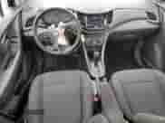 2021 Chevrolet Trax LS с VIN KL7CJNSB5MB301148, выставлен на аукционе Copart как лот 63672795 с пробегом 40 466 миль миль и Списание • Salvage title. История ставок и продаж доступна на DreamBid. Изображение 8.