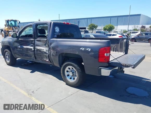 2010 Chevrolet Silverado 1500 LS with VIN 3GCRKREAXAG241133, listed as a IAAI auction lot 42877215 with 241,622 mi miles and . Bid and sale history available at DreamBid. Image 3.