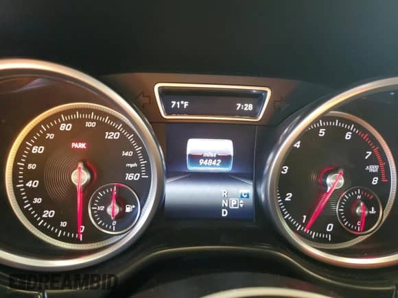 2017 Mercedes-Benz GLS 450 z VIN 4JGDF6EE5HA906220, wystawiony jako Copart lot #82508185 z przebiegiem 94 842 mil mil oraz Szkoda całkowita • Salvage title. Historia ofert i sprzedaży dostępna na DreamBid. Obrazek 9.
