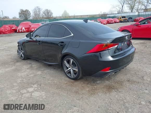 2018 Lexus IS 300 z VIN JTHC81D24J5032802, wystawiony jako IAAI lot #41918847 z przebiegiem 69 953 mil mil oraz . Historia ofert i sprzedaży dostępna na DreamBid. Obrazek 3.