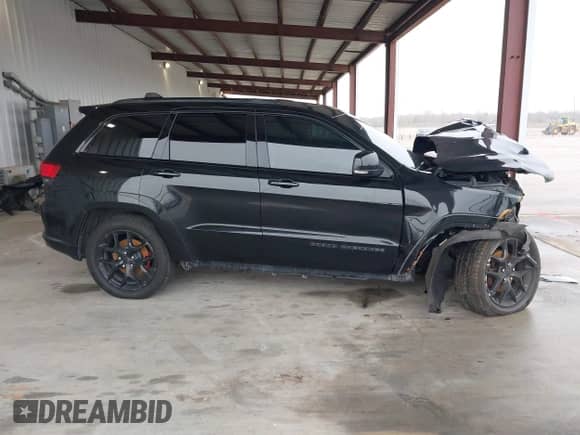 2020 Jeep Grand Cherokee Limited X with VIN 1C4RJFBG0LC231419, listed as a IAAI auction lot 41568627 with 122,594 mi miles and . Bid and sale history available at DreamBid. Image 13.