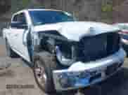 2019 Ram 1500 Big Horn z VIN 1C6RR7LT6KS689861, wystawiony jako IAAI lot #41995921 z przebiegiem 82 409 mil mil oraz . Historia ofert i sprzedaży dostępna na DreamBid. Obrazek 1.