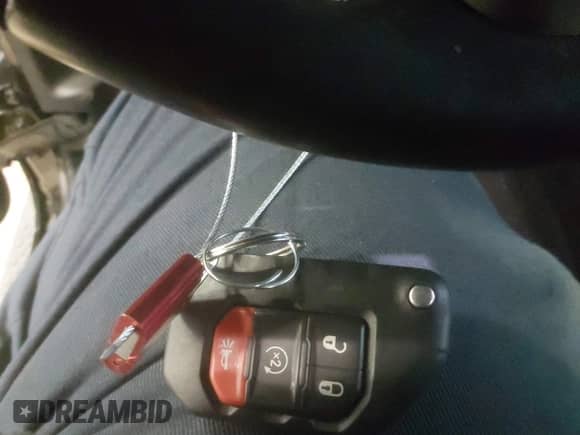 2022 Jeep Wrangler Unlimited Sahara with VIN 1C4HJXENXNW175227, listed as a IAAI auction lot 42043241 with 38,677 mi miles and . Bid and sale history available at DreamBid. Image 11.