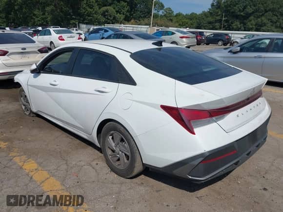 2025 Hyundai Elantra SE with VIN KMHLL4DG1SU900254, listed as a IAAI auction lot 43168870 with 22,446 mi miles and . Bid and sale history available at DreamBid. Image 3.
